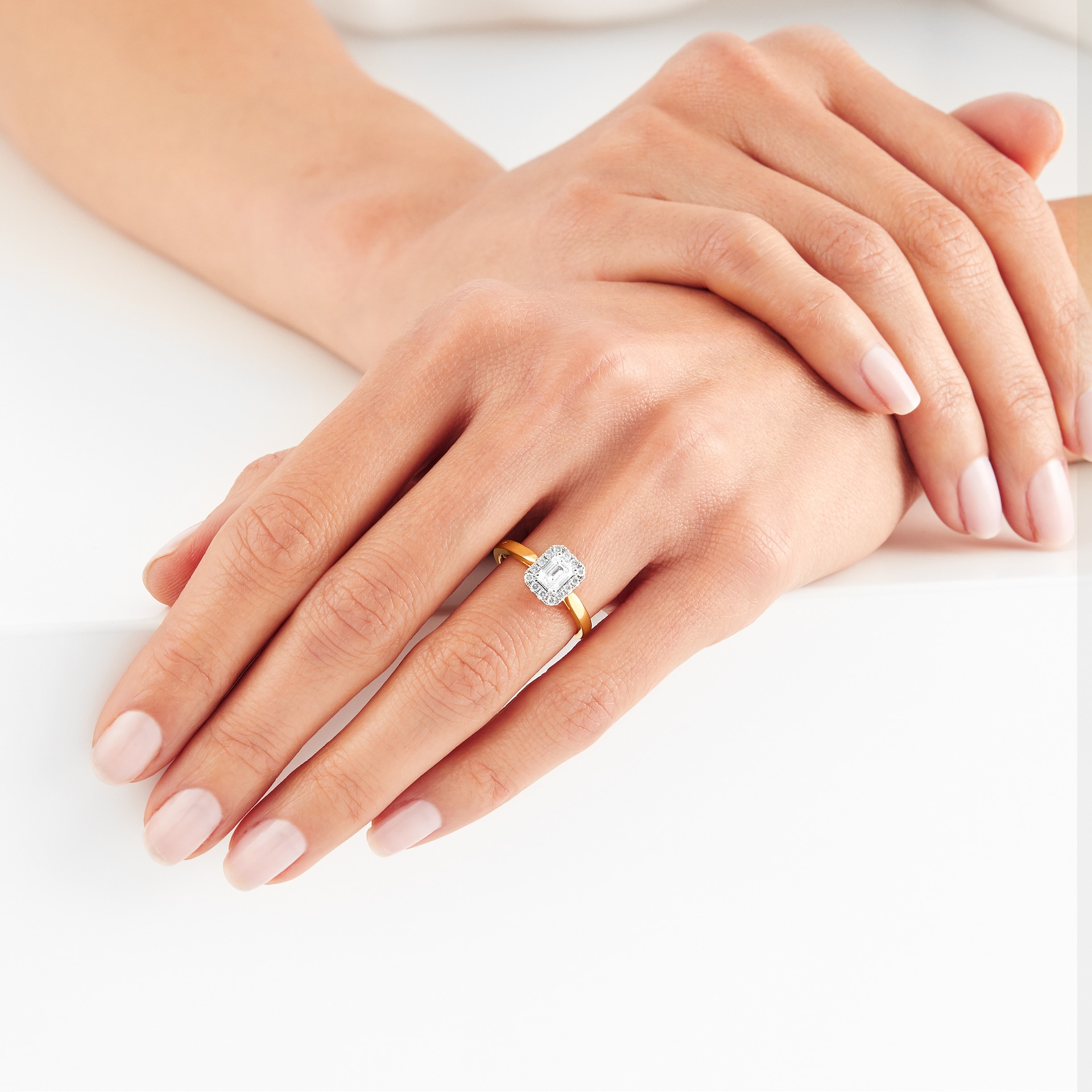 Goldsmiths 18ct Yellow Gold 0.90cttw Diamond Emerald Cut Halo Ring